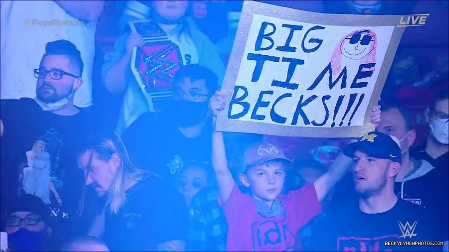 WWE_Royal_Rumble_2022_720p_WEB_h264-HEEL_mp4_006447511.jpg
