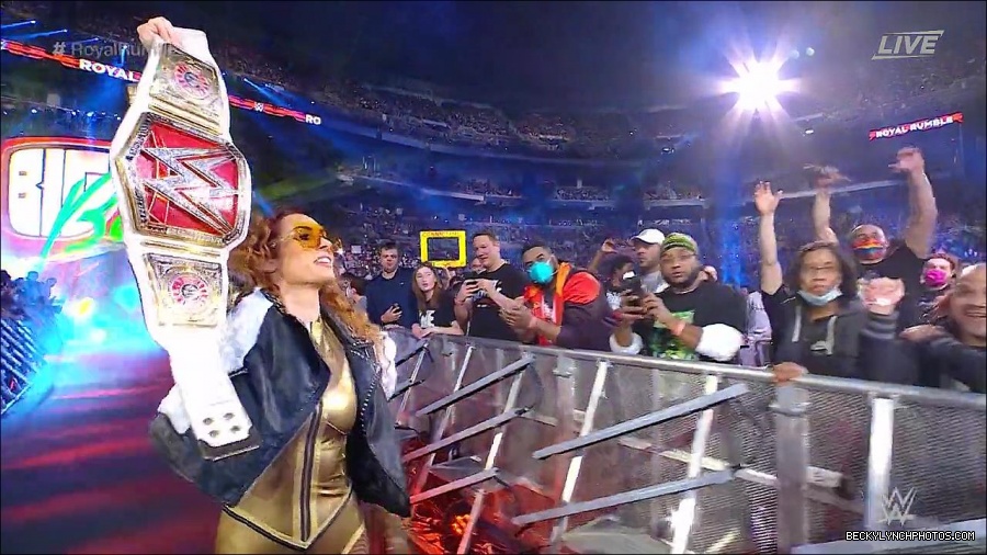 WWE_Royal_Rumble_2022_720p_WEB_h264-HEEL_mp4_006449111.jpg
