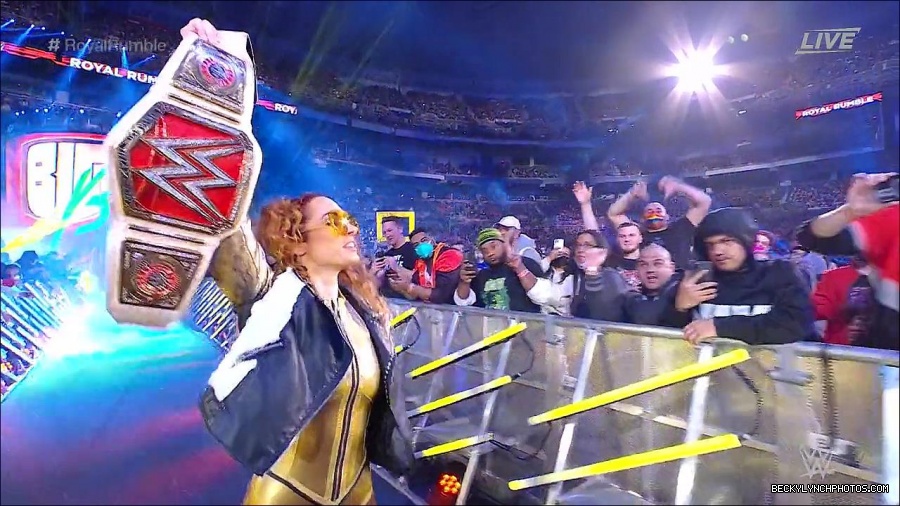 WWE_Royal_Rumble_2022_720p_WEB_h264-HEEL_mp4_006449911.jpg