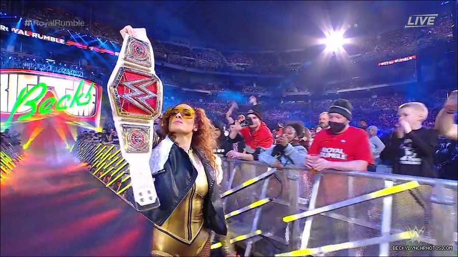 WWE_Royal_Rumble_2022_720p_WEB_h264-HEEL_mp4_006451511.jpg