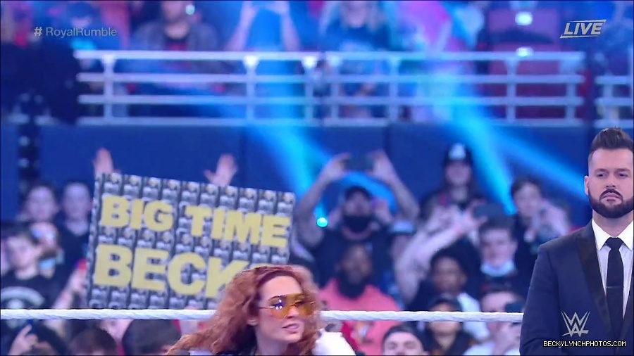 WWE_Royal_Rumble_2022_720p_WEB_h264-HEEL_mp4_006473511.jpg