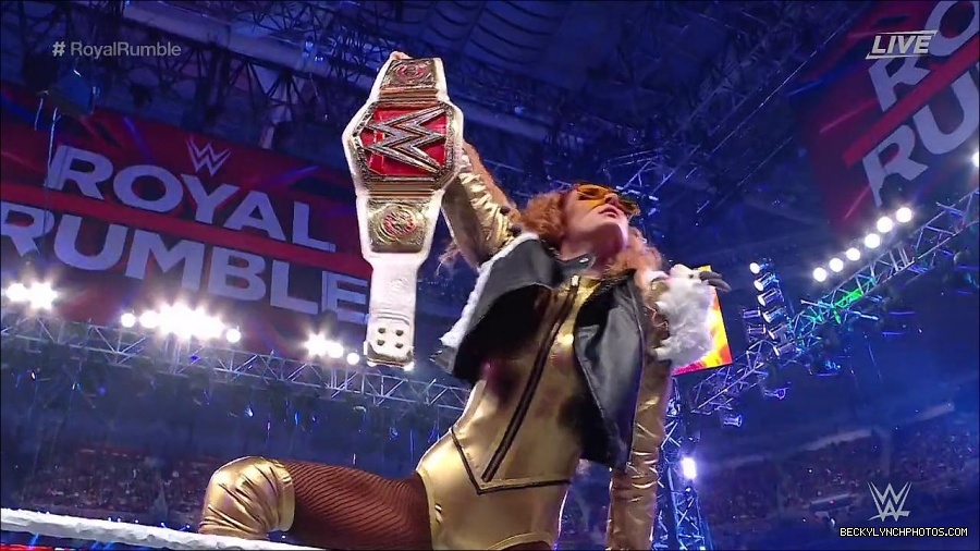 WWE_Royal_Rumble_2022_720p_WEB_h264-HEEL_mp4_006477111.jpg