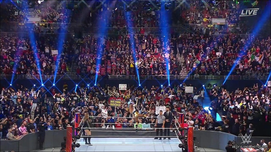 WWE_Royal_Rumble_2022_720p_WEB_h264-HEEL_mp4_006490311.jpg