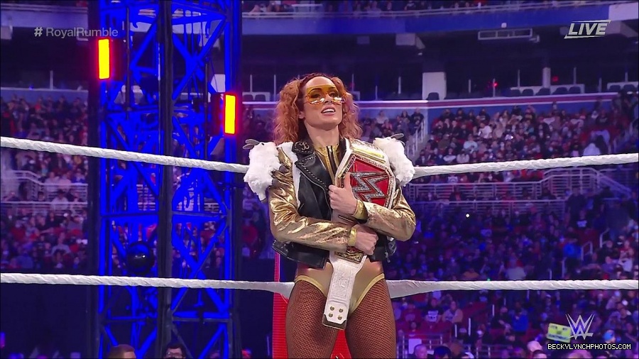 WWE_Royal_Rumble_2022_720p_WEB_h264-HEEL_mp4_006501511.jpg