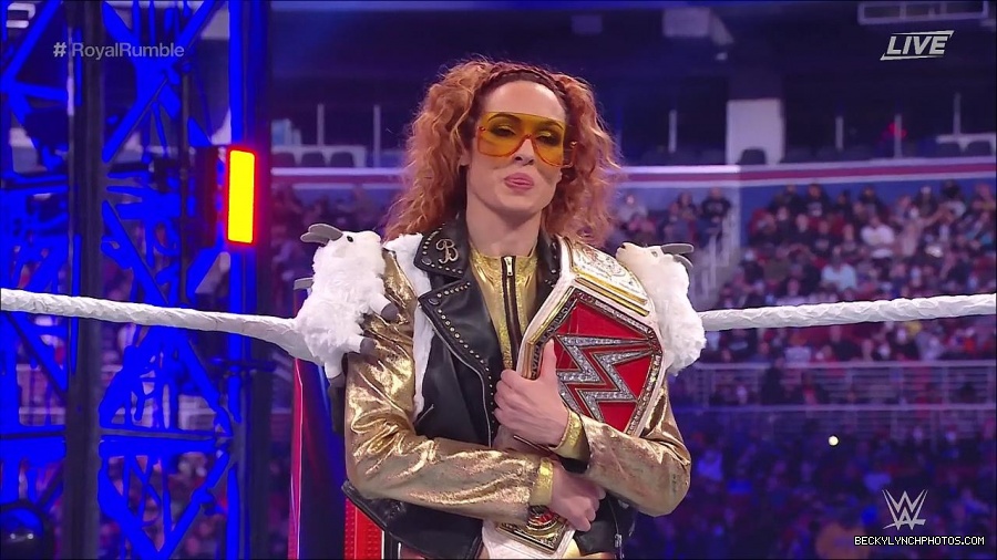 WWE_Royal_Rumble_2022_720p_WEB_h264-HEEL_mp4_006530711.jpg