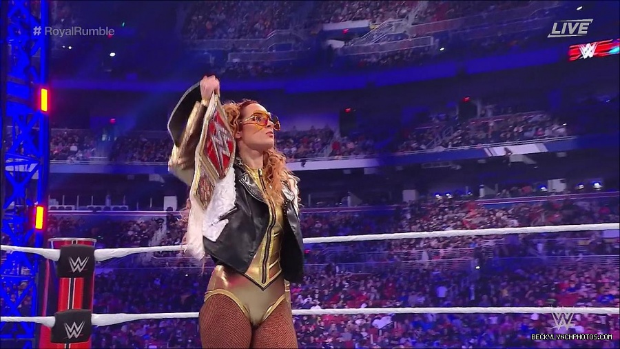 WWE_Royal_Rumble_2022_720p_WEB_h264-HEEL_mp4_006535111.jpg