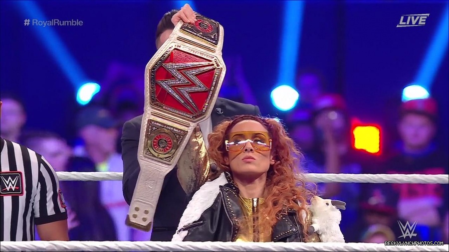 WWE_Royal_Rumble_2022_720p_WEB_h264-HEEL_mp4_006537511.jpg