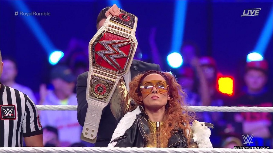 WWE_Royal_Rumble_2022_720p_WEB_h264-HEEL_mp4_006537911.jpg