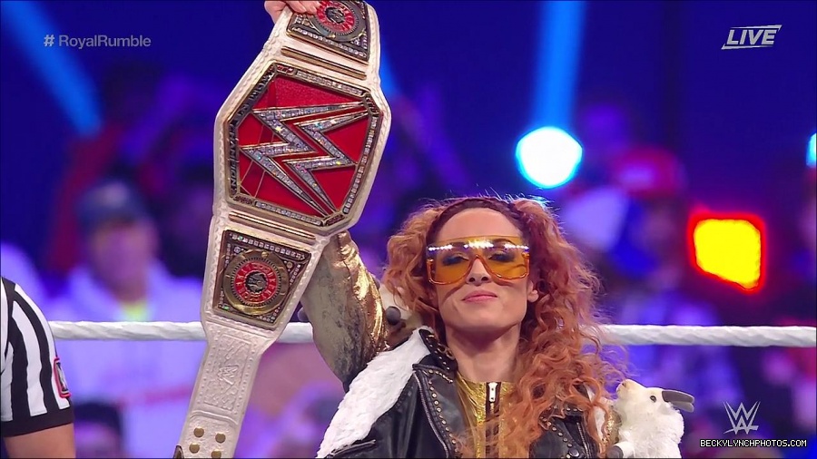 WWE_Royal_Rumble_2022_720p_WEB_h264-HEEL_mp4_006541111.jpg