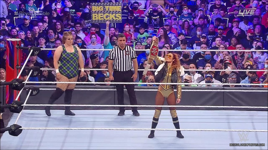WWE_Royal_Rumble_2022_720p_WEB_h264-HEEL_mp4_006542711.jpg