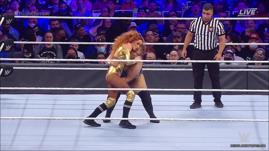 WWE_Royal_Rumble_2022_720p_WEB_h264-HEEL_mp4_006595511.jpg