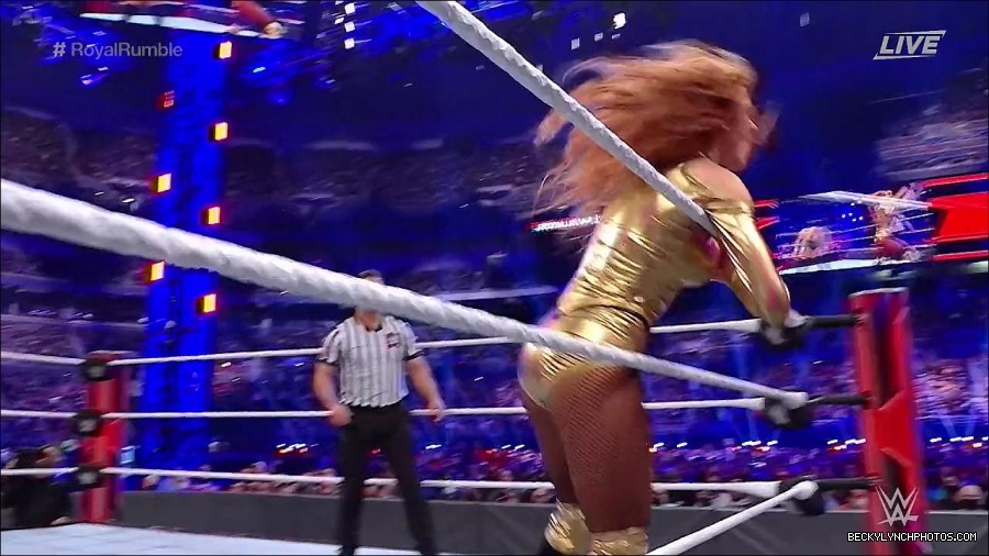 WWE_Royal_Rumble_2022_720p_WEB_h264-HEEL_mp4_006597111.jpg