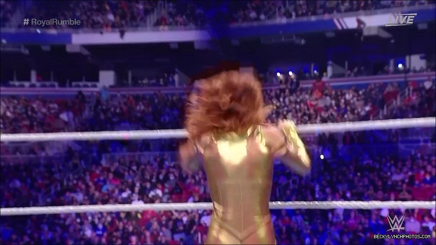 WWE_Royal_Rumble_2022_720p_WEB_h264-HEEL_mp4_006599111.jpg