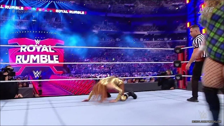 WWE_Royal_Rumble_2022_720p_WEB_h264-HEEL_mp4_006609511.jpg