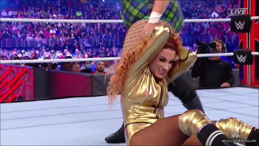 WWE_Royal_Rumble_2022_720p_WEB_h264-HEEL_mp4_006613111.jpg