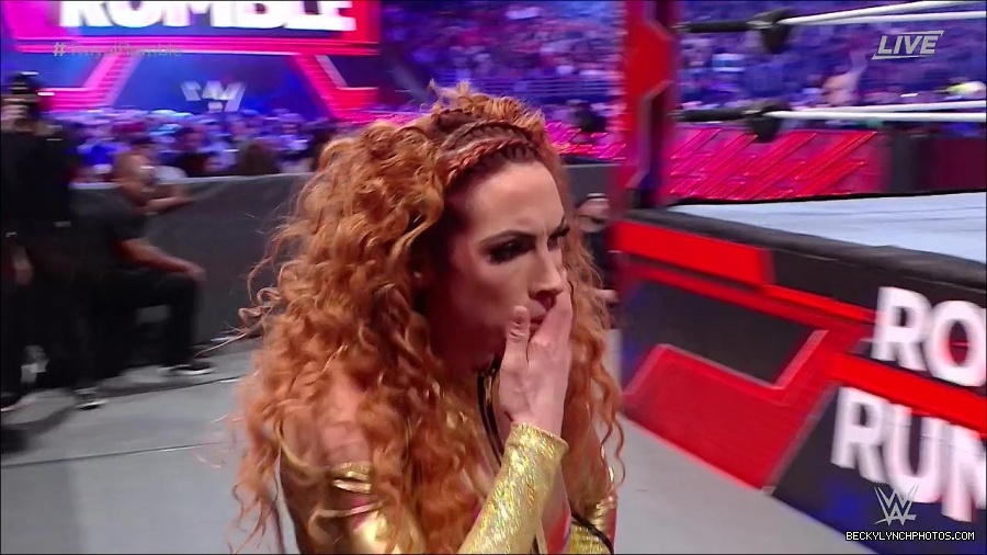 WWE_Royal_Rumble_2022_720p_WEB_h264-HEEL_mp4_006621911.jpg