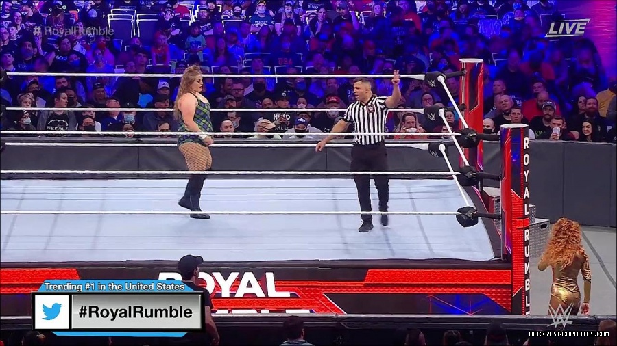 WWE_Royal_Rumble_2022_720p_WEB_h264-HEEL_mp4_006627511.jpg