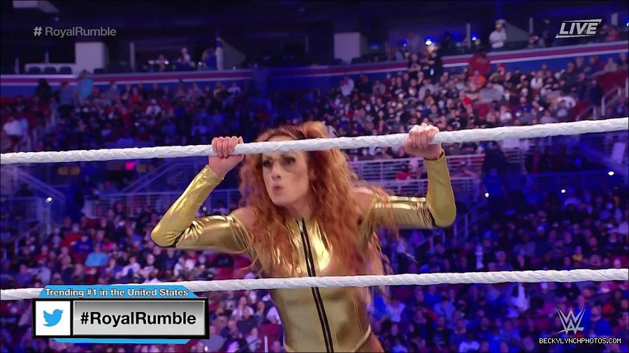 WWE_Royal_Rumble_2022_720p_WEB_h264-HEEL_mp4_006635111.jpg