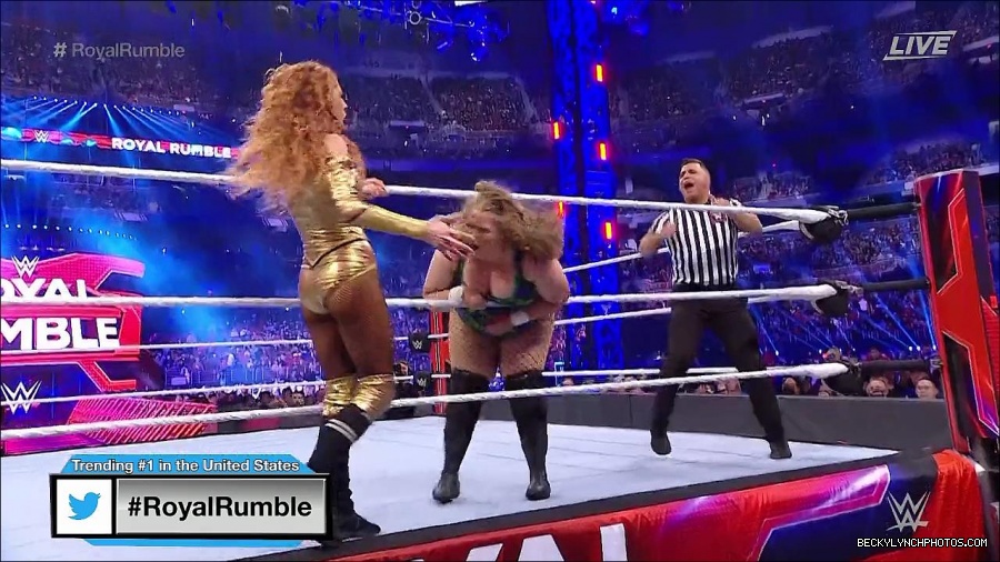 WWE_Royal_Rumble_2022_720p_WEB_h264-HEEL_mp4_006637111.jpg