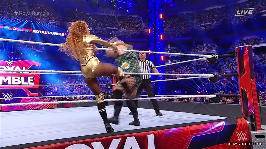 WWE_Royal_Rumble_2022_720p_WEB_h264-HEEL_mp4_006638711.jpg