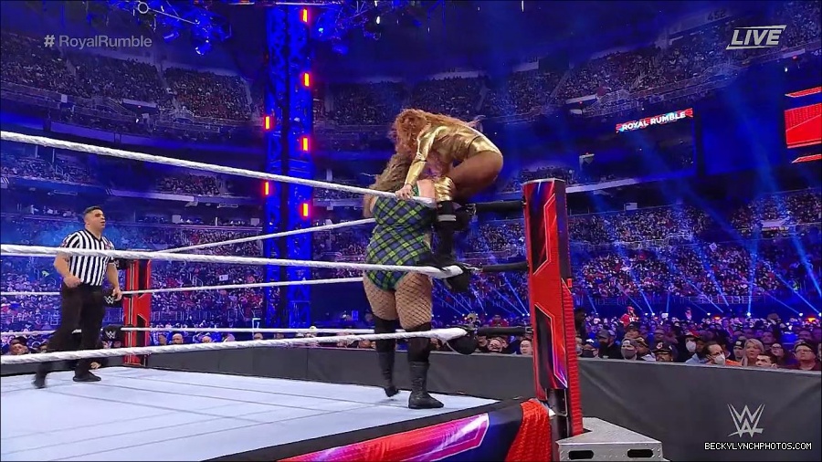 WWE_Royal_Rumble_2022_720p_WEB_h264-HEEL_mp4_006643911.jpg