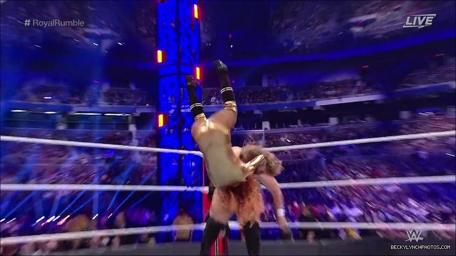 WWE_Royal_Rumble_2022_720p_WEB_h264-HEEL_mp4_006649111.jpg