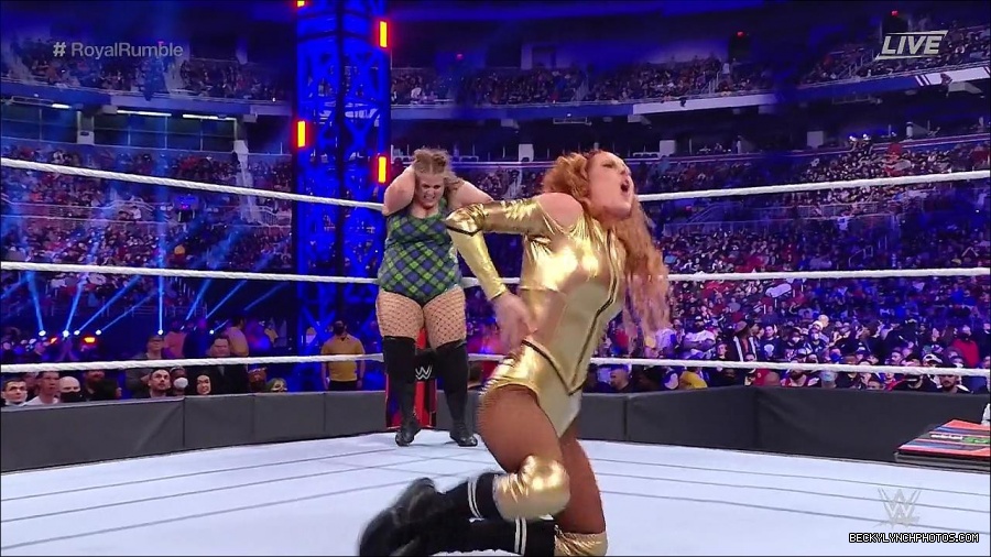 WWE_Royal_Rumble_2022_720p_WEB_h264-HEEL_mp4_006650711.jpg