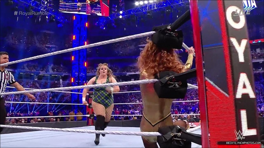 WWE_Royal_Rumble_2022_720p_WEB_h264-HEEL_mp4_006657911.jpg