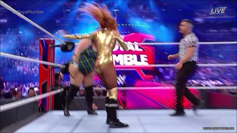 WWE_Royal_Rumble_2022_720p_WEB_h264-HEEL_mp4_006661911.jpg