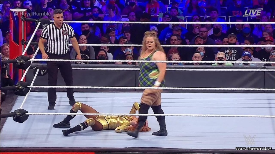 WWE_Royal_Rumble_2022_720p_WEB_h264-HEEL_mp4_006665911.jpg