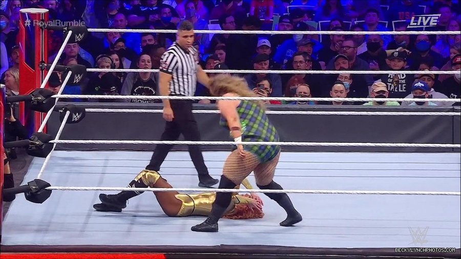 WWE_Royal_Rumble_2022_720p_WEB_h264-HEEL_mp4_006667511.jpg