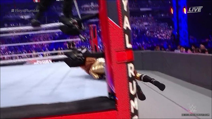 WWE_Royal_Rumble_2022_720p_WEB_h264-HEEL_mp4_006672311.jpg