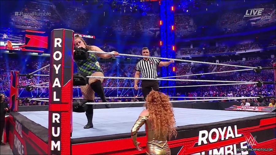 WWE_Royal_Rumble_2022_720p_WEB_h264-HEEL_mp4_006680311.jpg