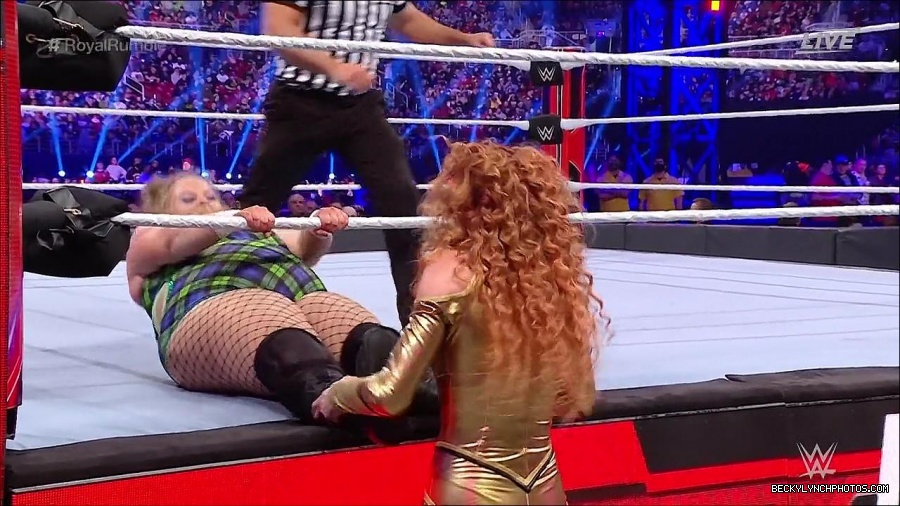 WWE_Royal_Rumble_2022_720p_WEB_h264-HEEL_mp4_006683511.jpg