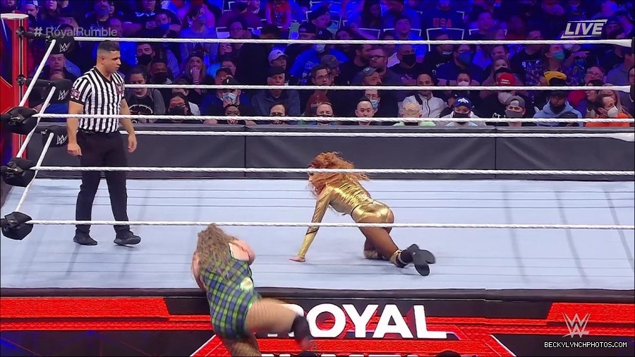WWE_Royal_Rumble_2022_720p_WEB_h264-HEEL_mp4_006694711.jpg