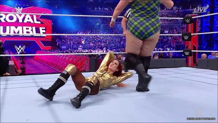 WWE_Royal_Rumble_2022_720p_WEB_h264-HEEL_mp4_006701911.jpg