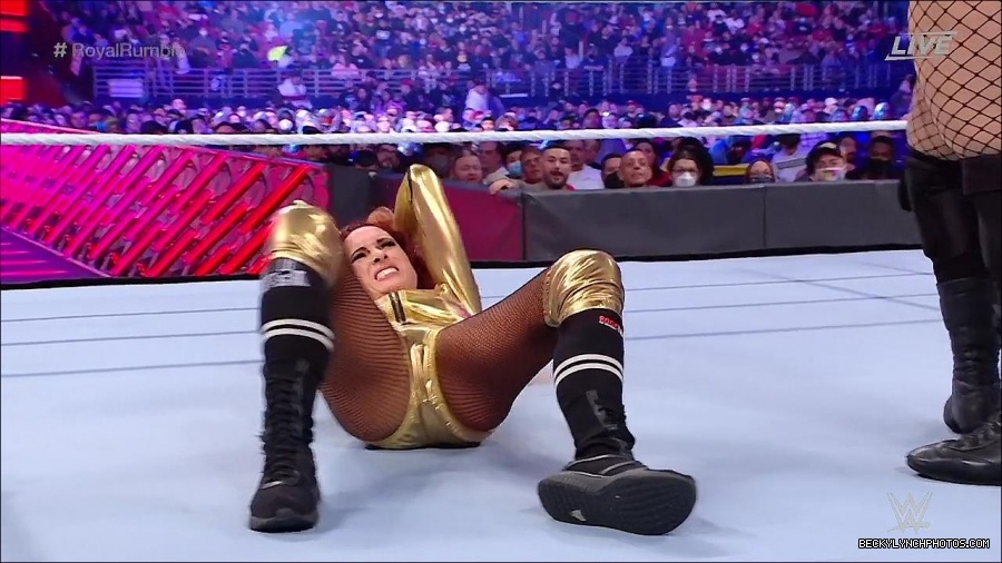 WWE_Royal_Rumble_2022_720p_WEB_h264-HEEL_mp4_006703911.jpg