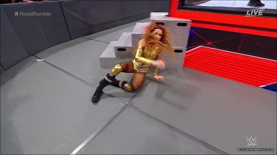 WWE_Royal_Rumble_2022_720p_WEB_h264-HEEL_mp4_006717511.jpg