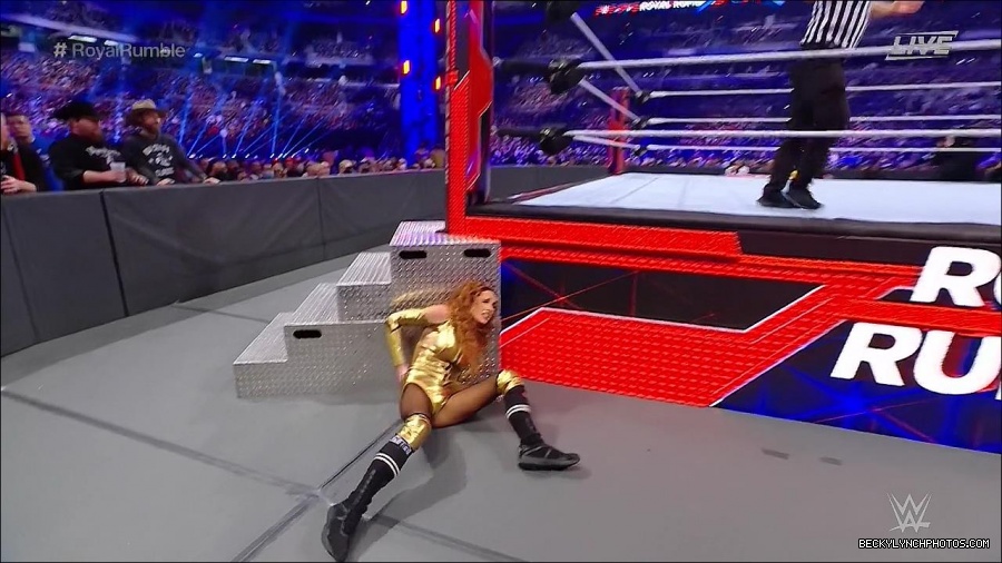 WWE_Royal_Rumble_2022_720p_WEB_h264-HEEL_mp4_006722311.jpg