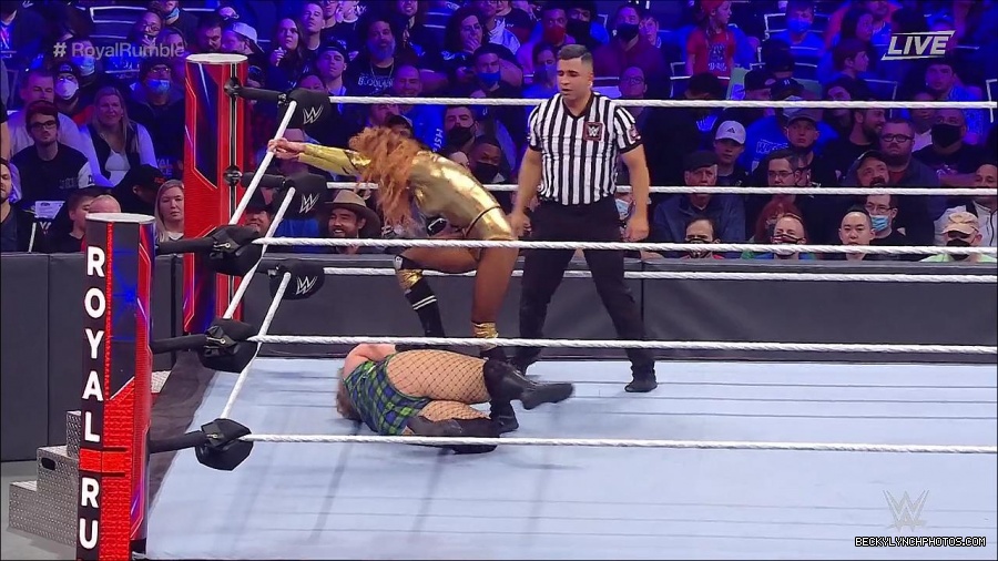 WWE_Royal_Rumble_2022_720p_WEB_h264-HEEL_mp4_006748378.jpg