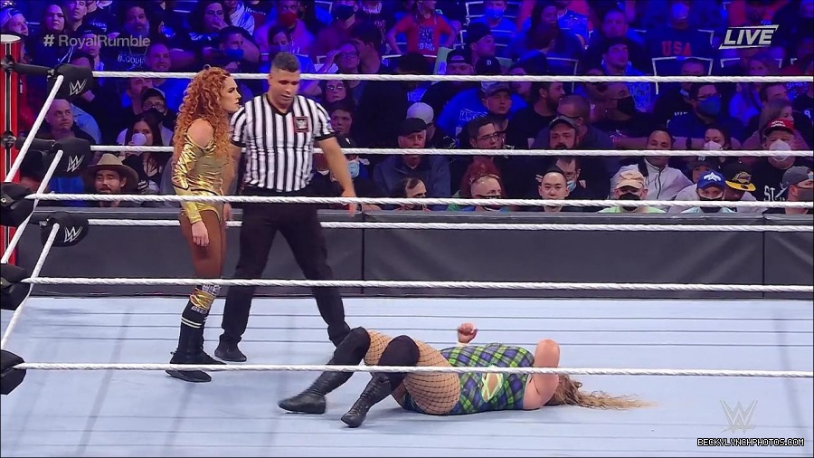 WWE_Royal_Rumble_2022_720p_WEB_h264-HEEL_mp4_006757578.jpg