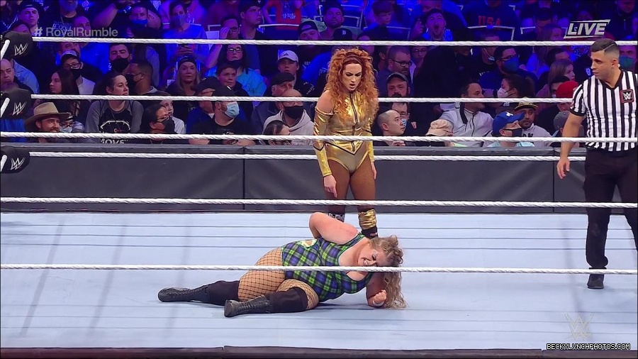 WWE_Royal_Rumble_2022_720p_WEB_h264-HEEL_mp4_006766378.jpg