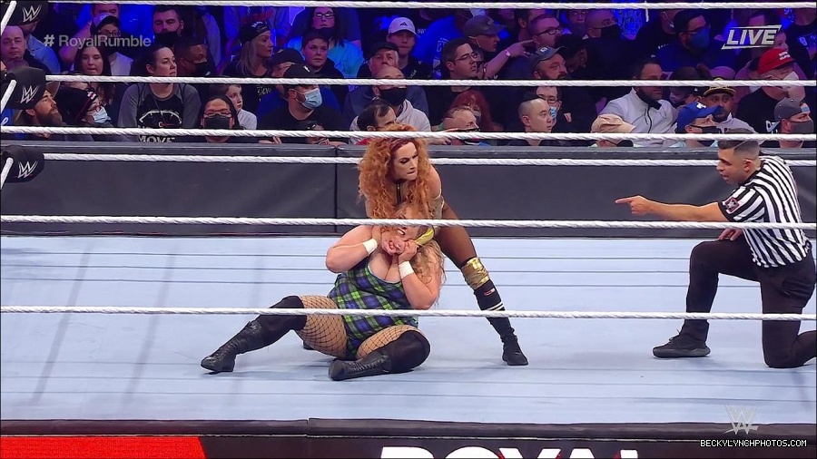 WWE_Royal_Rumble_2022_720p_WEB_h264-HEEL_mp4_006772778.jpg