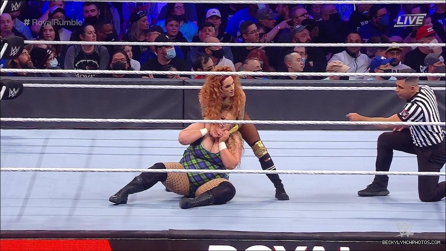 WWE_Royal_Rumble_2022_720p_WEB_h264-HEEL_mp4_006773178.jpg
