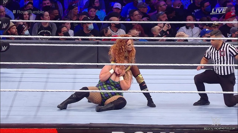 WWE_Royal_Rumble_2022_720p_WEB_h264-HEEL_mp4_006774778.jpg