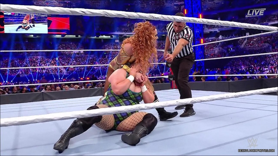 WWE_Royal_Rumble_2022_720p_WEB_h264-HEEL_mp4_006777978.jpg