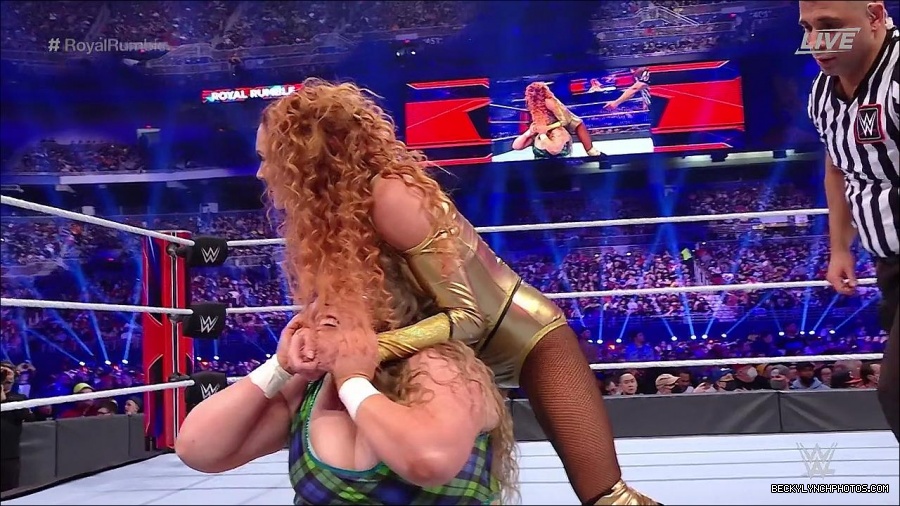 WWE_Royal_Rumble_2022_720p_WEB_h264-HEEL_mp4_006784378.jpg