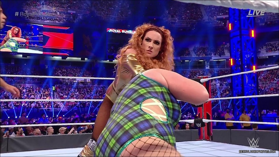 WWE_Royal_Rumble_2022_720p_WEB_h264-HEEL_mp4_006788378.jpg