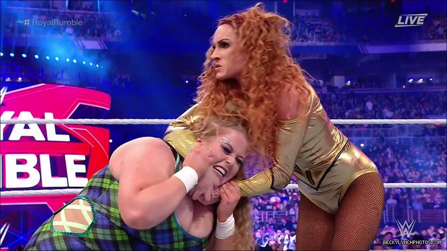 WWE_Royal_Rumble_2022_720p_WEB_h264-HEEL_mp4_006789178.jpg
