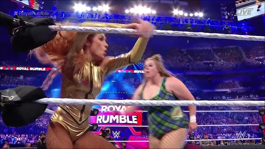 WWE_Royal_Rumble_2022_720p_WEB_h264-HEEL_mp4_006798778.jpg